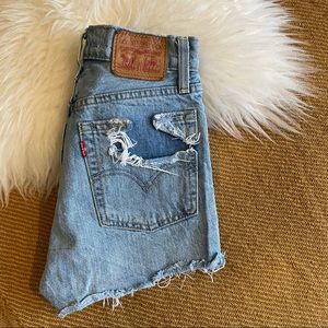 Levi’s Wedgie Shorts